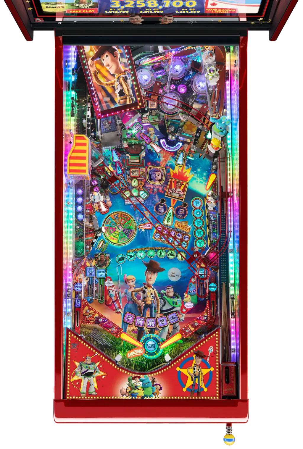 Visuel du fabricant : le plateau du flipper Toy Story 4 vu de dessus, en entier, avec ses rampes, ses cibles et ses décors.